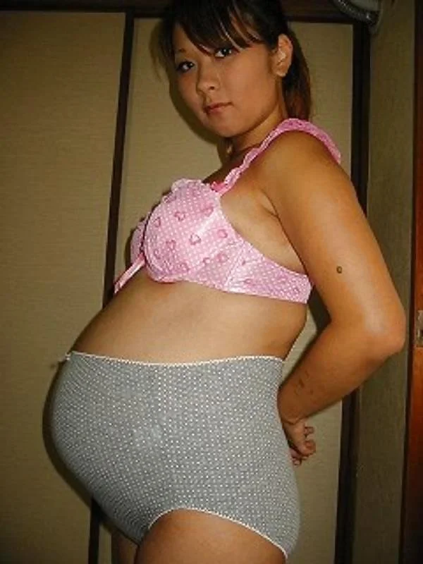Japanese pregnant image 5
