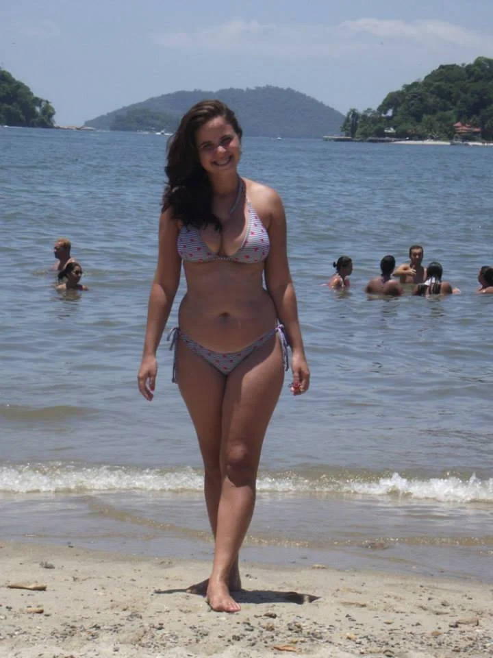 testando sutiã image 2