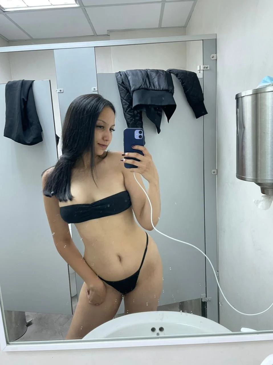 Good Sluts image 13