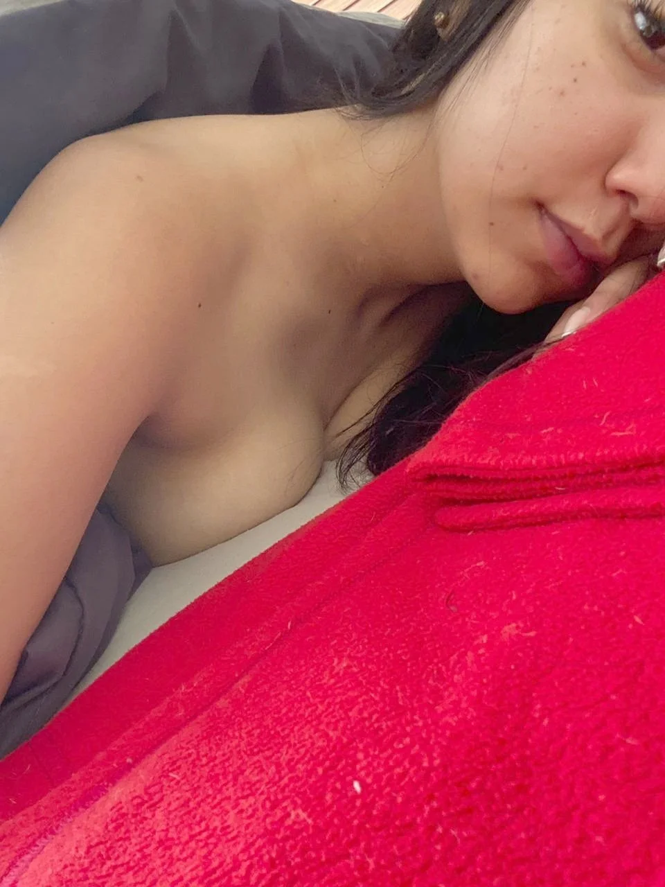 Good Sluts image 8