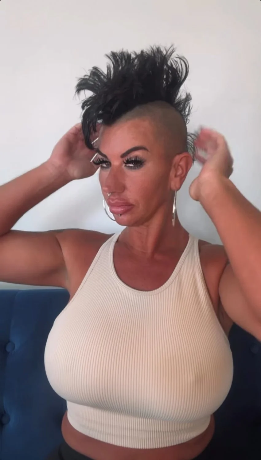 Mohawk milf image 3