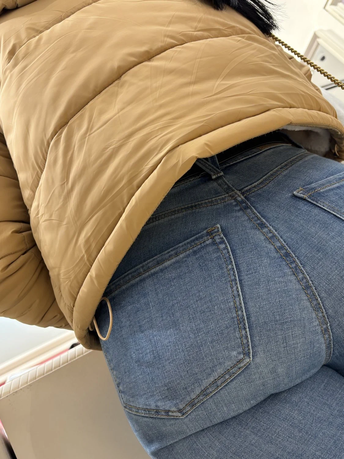 MILF booty in jeans image 6