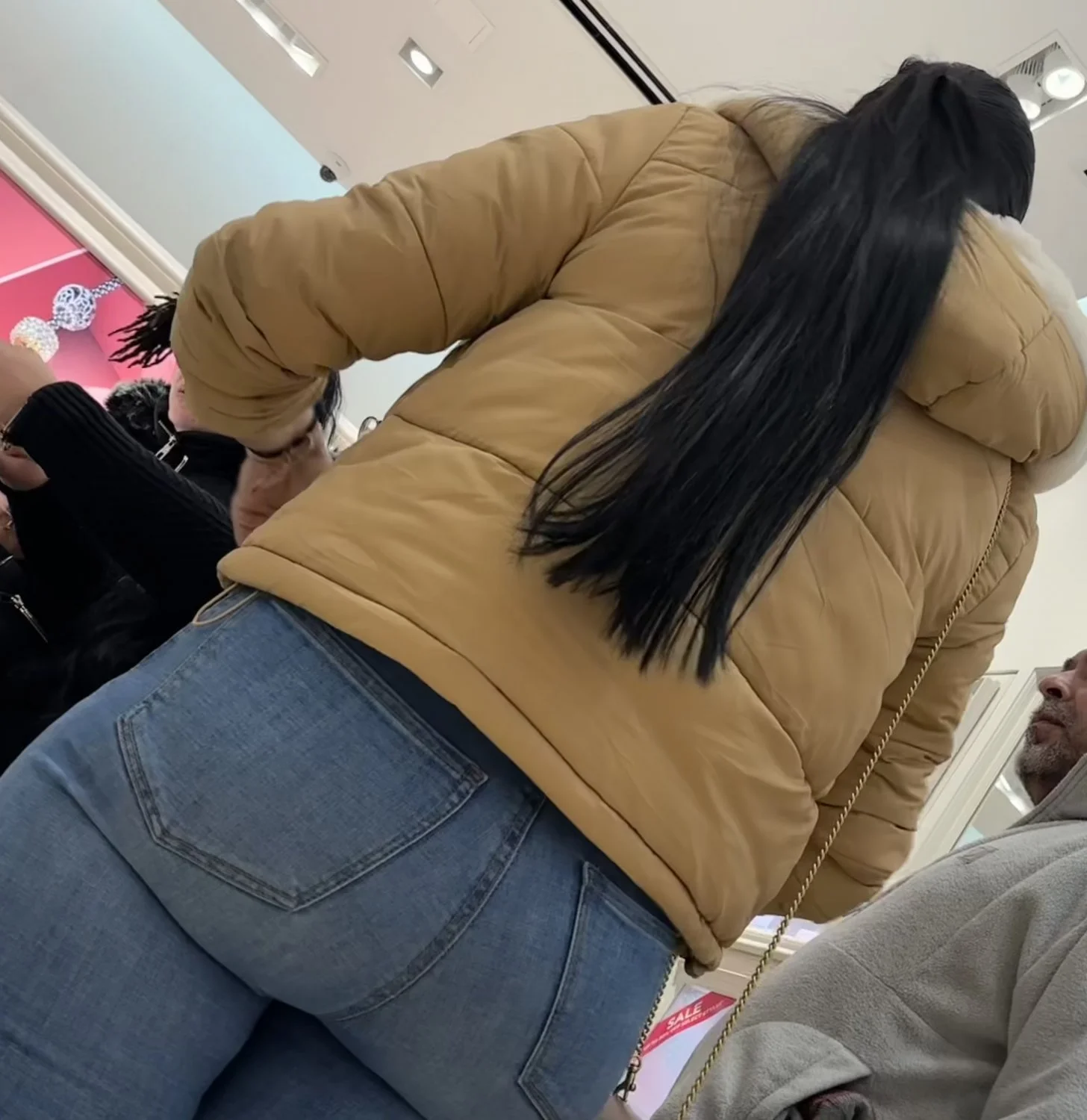 MILF booty in jeans image 8