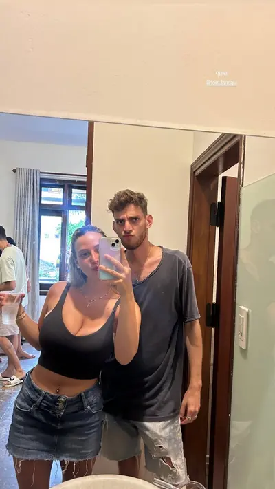 DIFFERENT BUSTY BABES & ASSES FROM TIKTOK (WILL CONTINOUSLY UPDATE) - PART 05 cover image
