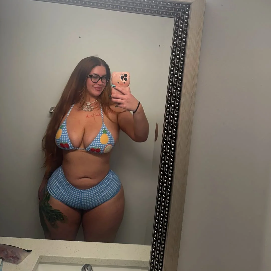 white girls incoming image 20