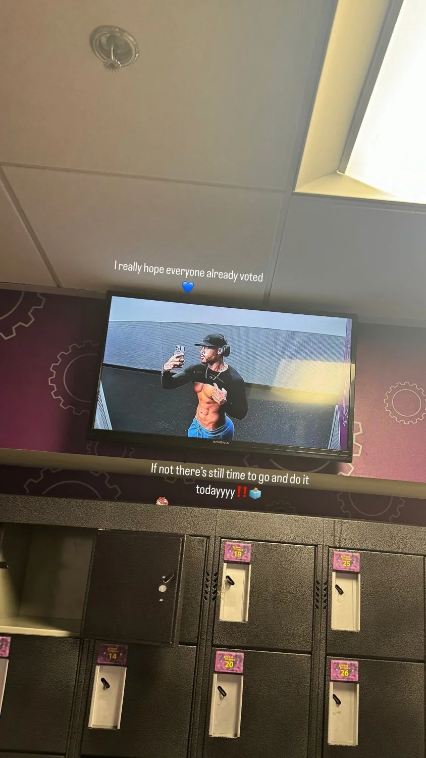 d_toneee pics & vids (1) image 16