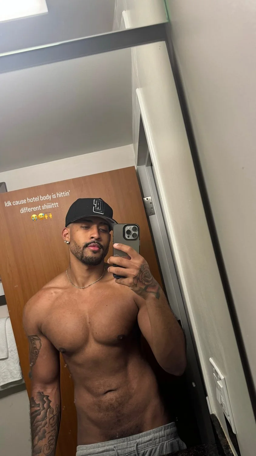 d_toneee pics & vids (1) image 18