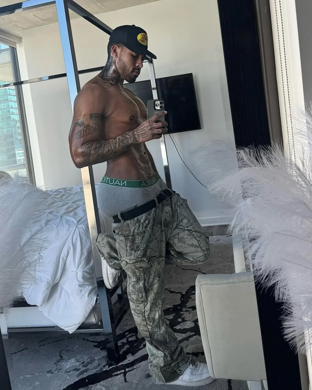 d_toneee pics & vids (1) image 39