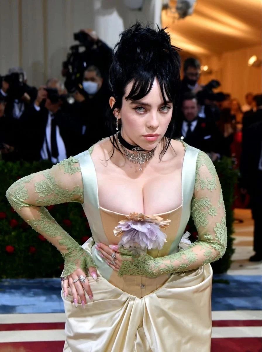 Billie Eilish 3 image 4