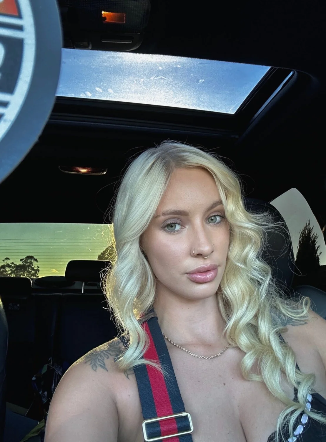 Looking for someone to hang out inside my car image 2