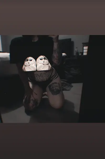 instagram goth girl stories cover image