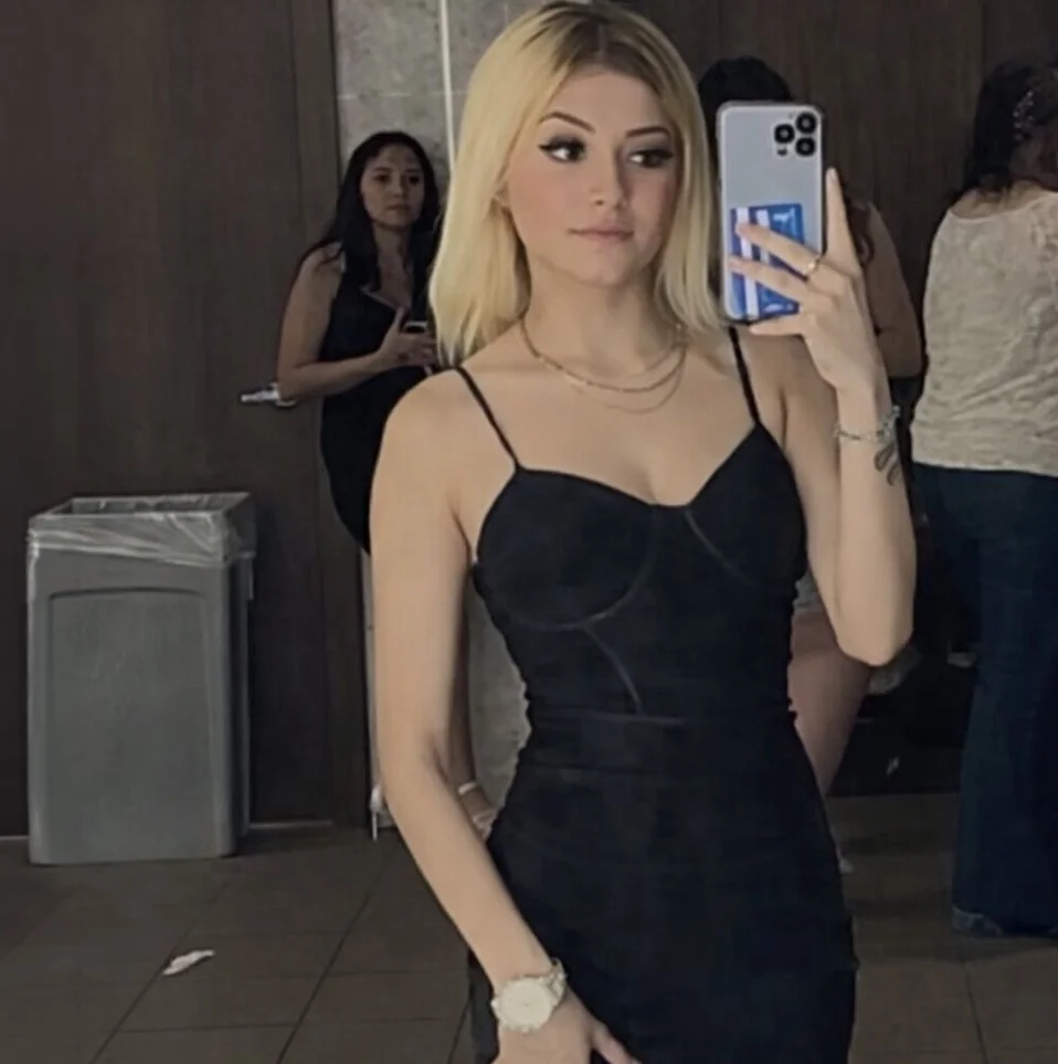 Horny blonde teen hard sex main image