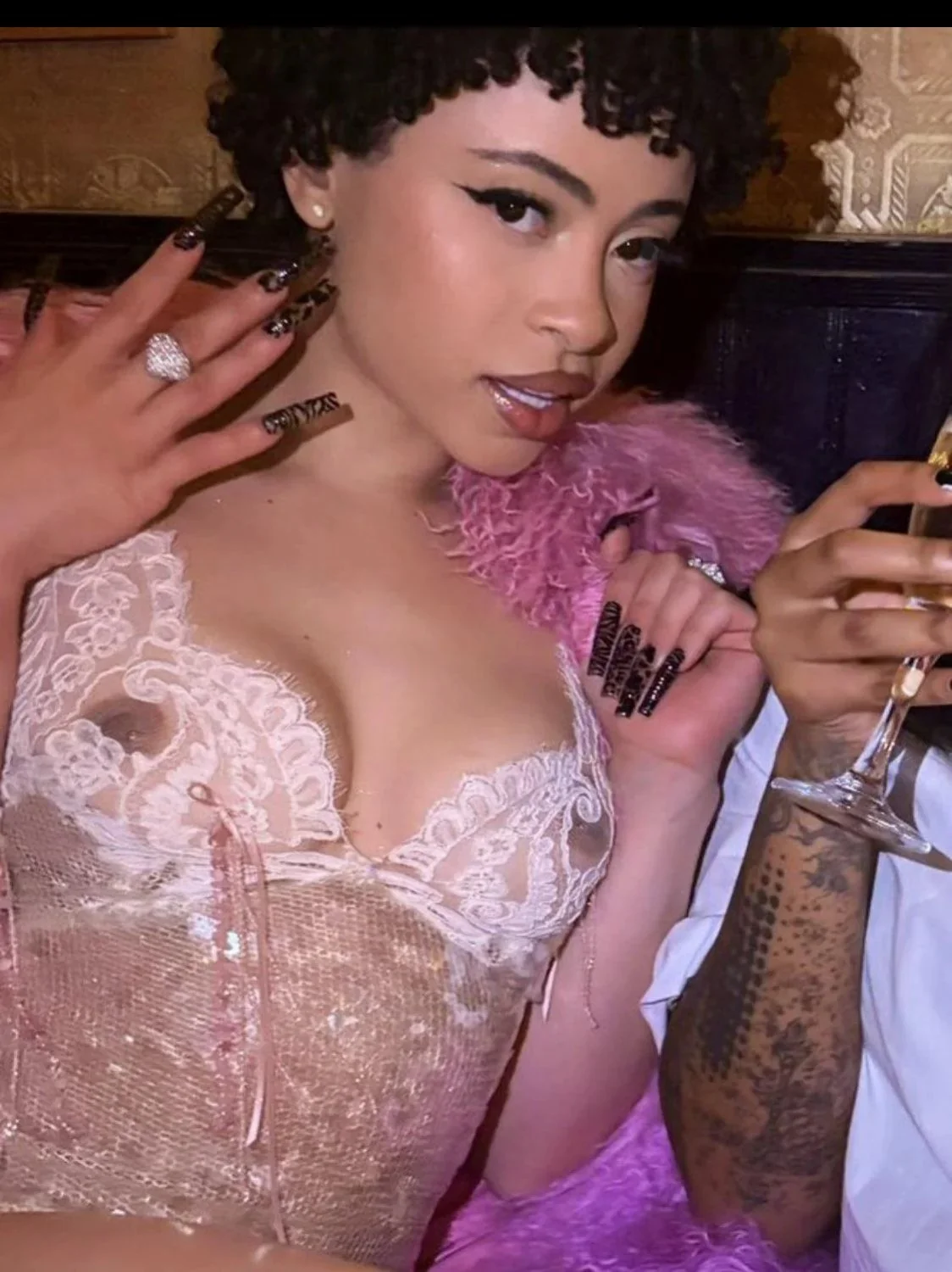 Ice Spice 🍑🥵 image 3