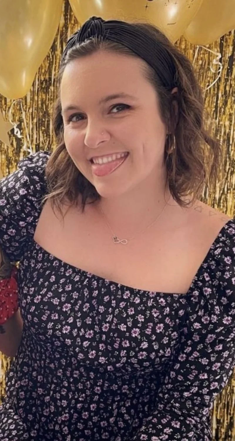 I bet my buddy thought his girlfriend was safe image 9