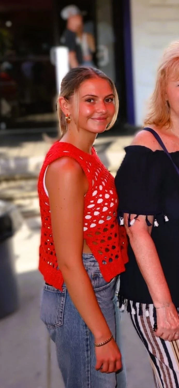 Petite cute Philly girl image 4