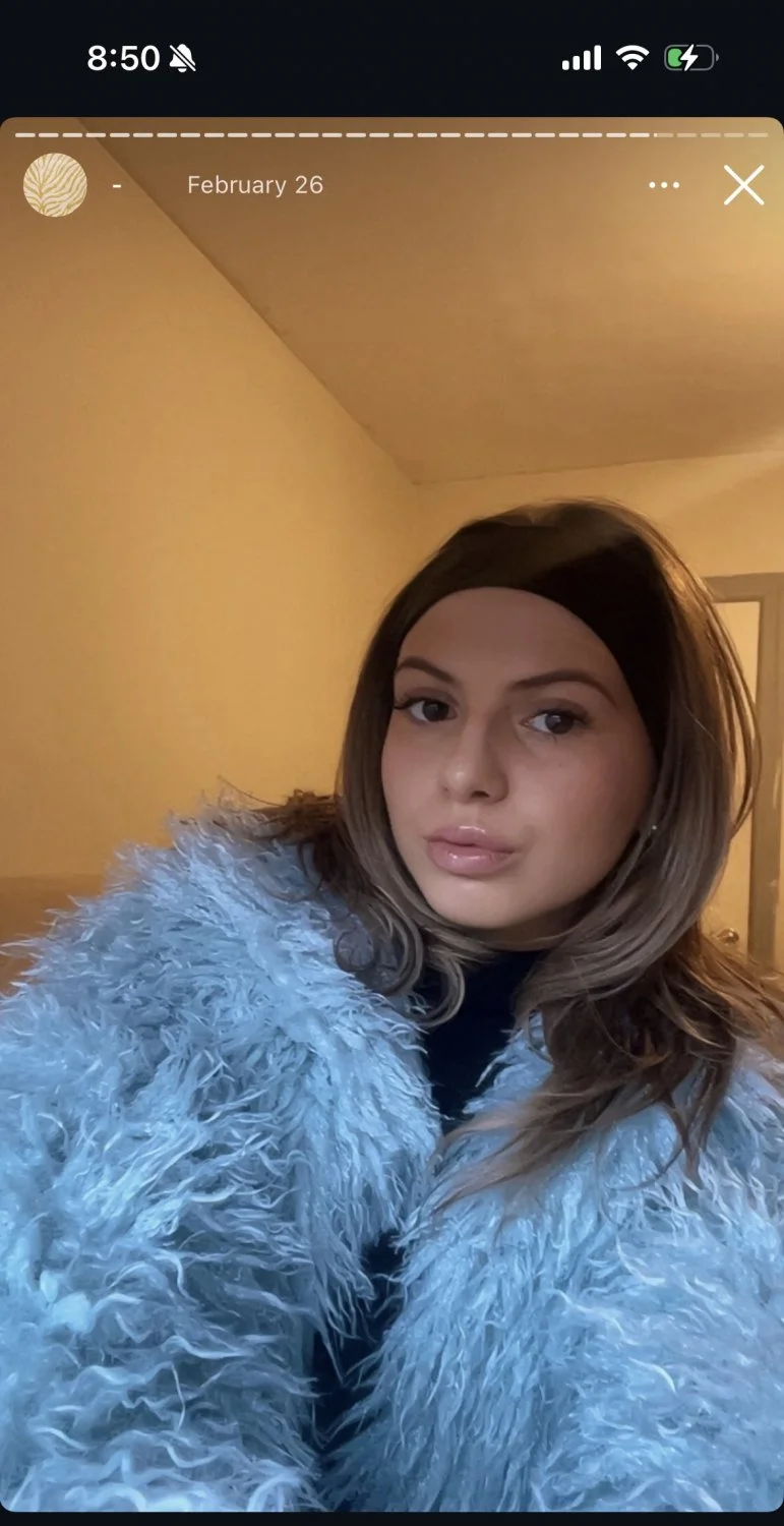 Petite cute Philly girl image 9
