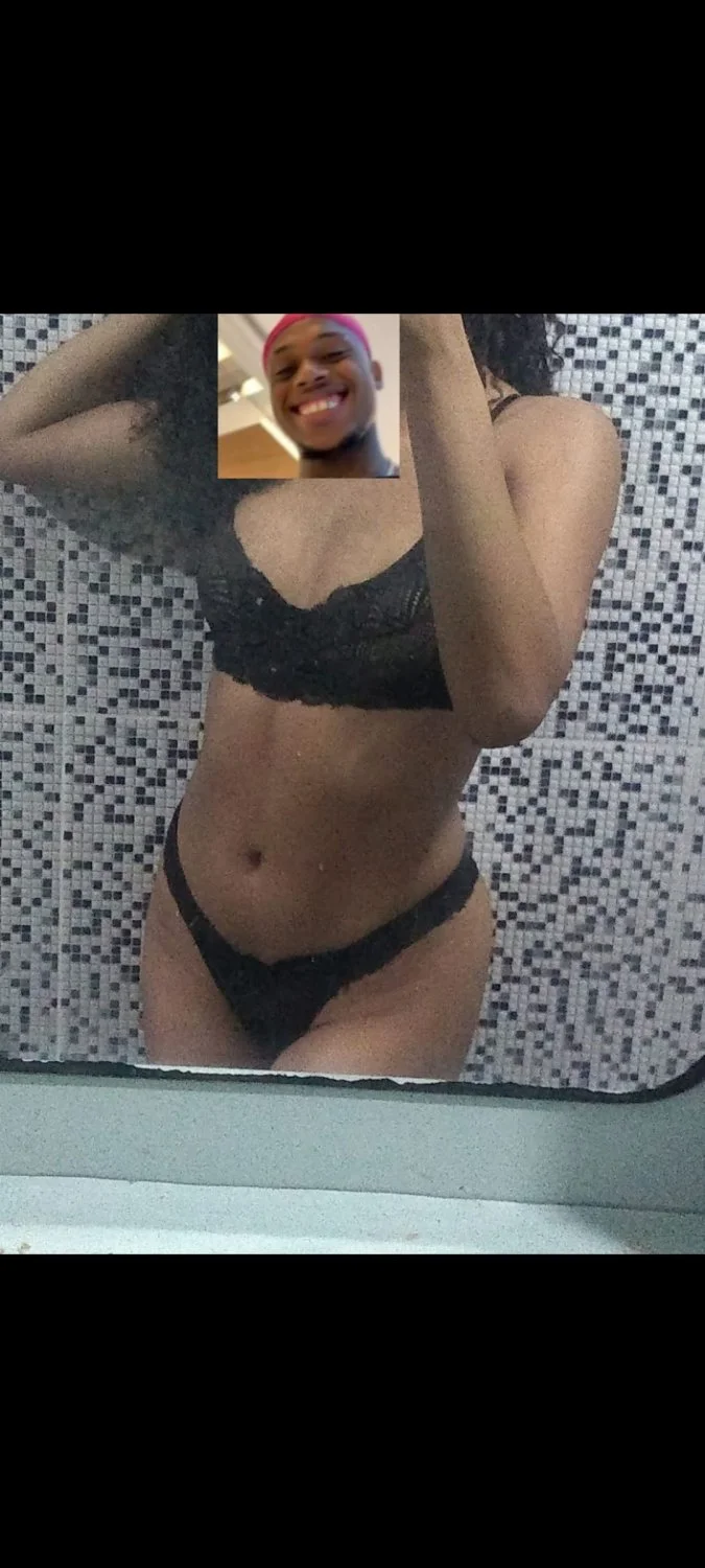 Não satisfeito em vazar a putinha da esposa, decidiu incluir a cunhada e a sogra image 16