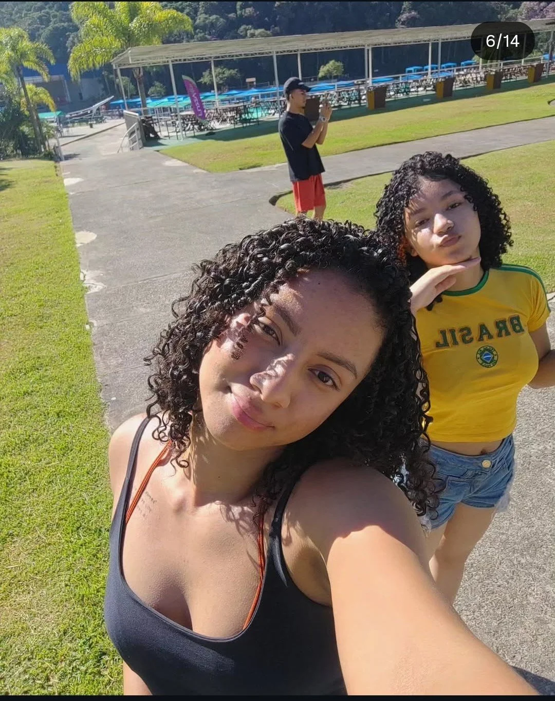 Não satisfeito em vazar a putinha da esposa, decidiu incluir a cunhada e a sogra image 25