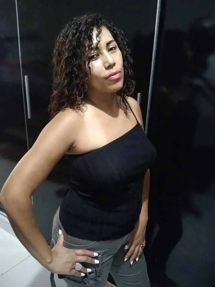 Não satisfeito em vazar a putinha da esposa, decidiu incluir a cunhada e a sogra image 5