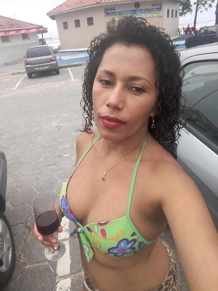 Não satisfeito em vazar a putinha da esposa, decidiu incluir a cunhada e a sogra image 7
