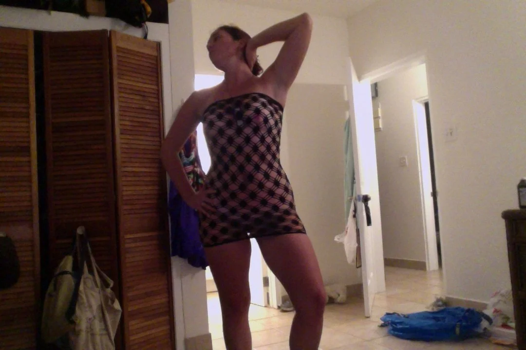 Another unaware sexy wife...... image 5