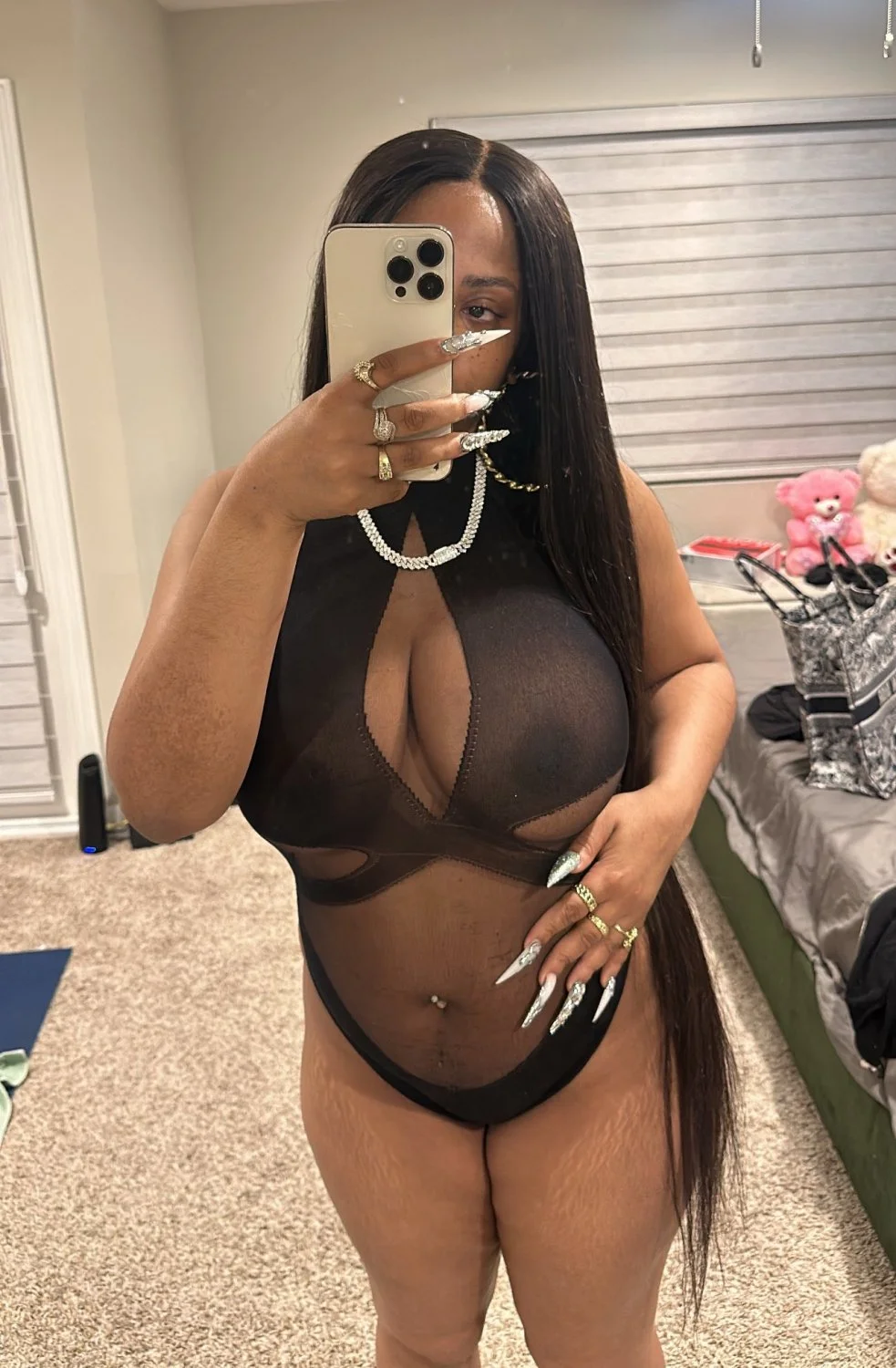 IG slut 💦🔥👀 image 23