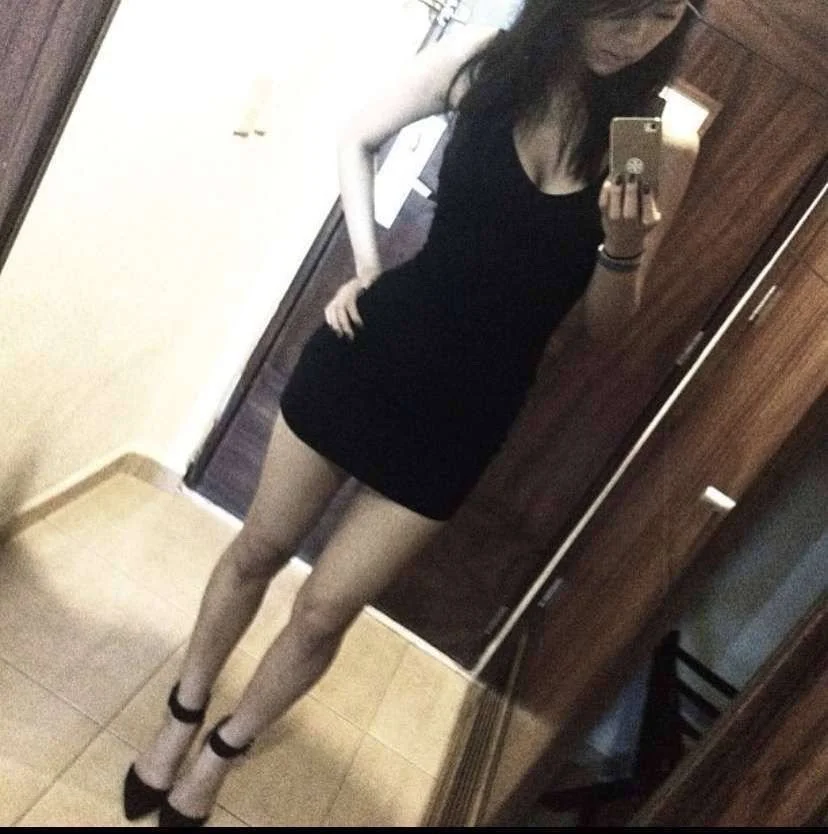 Asian Webslut Gloria Tong like and repost image 6