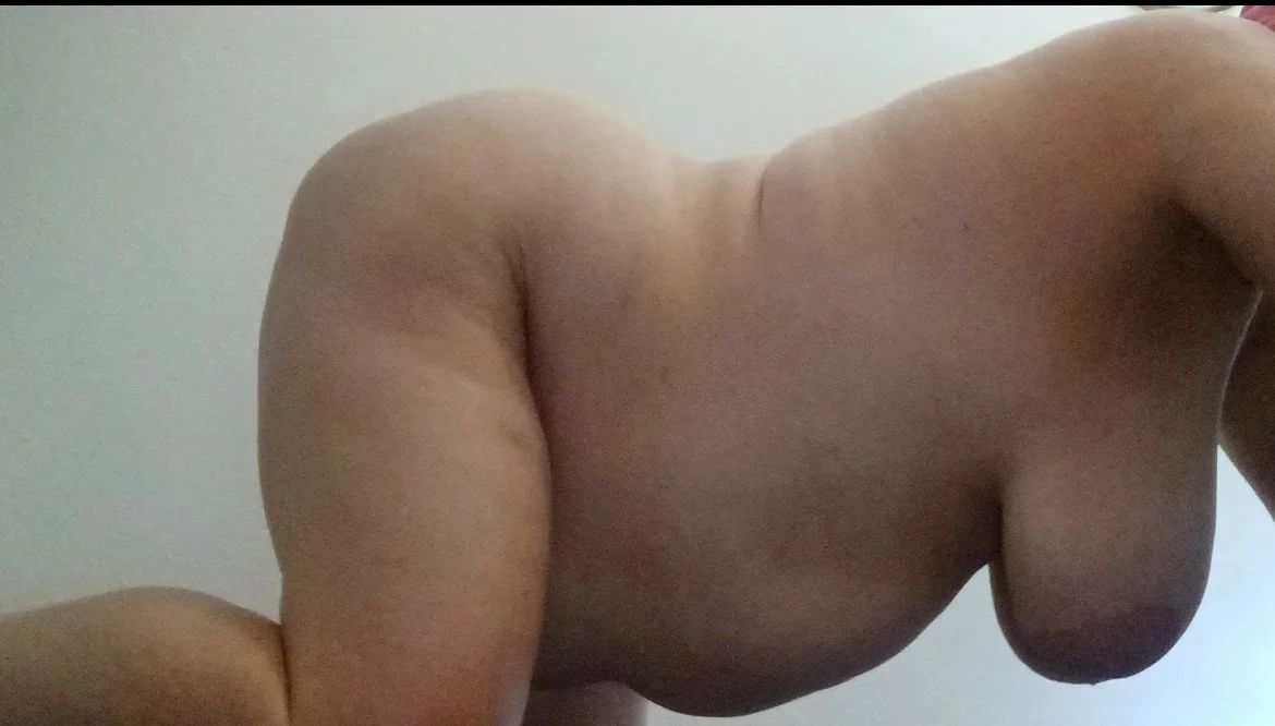 Fat piggy wanted to be exposed. Pm me to do the same image 5