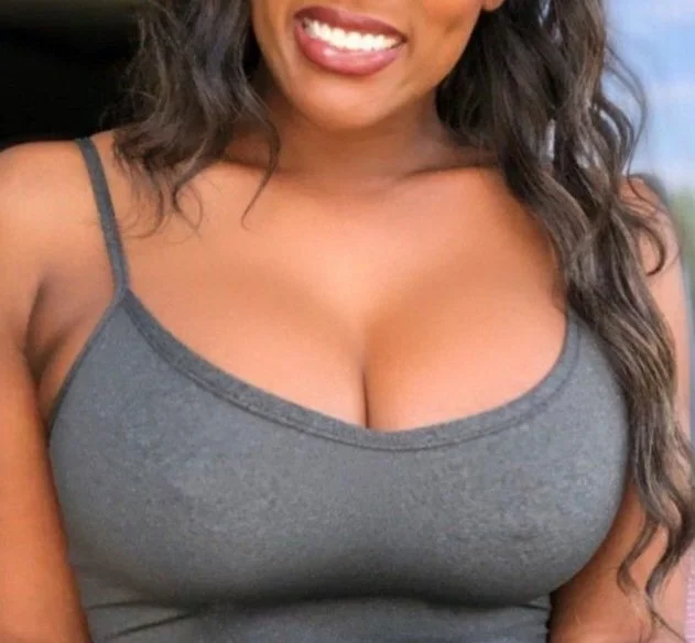 Gorgeous Ebony Milf Mommy Beauty !!! image 7