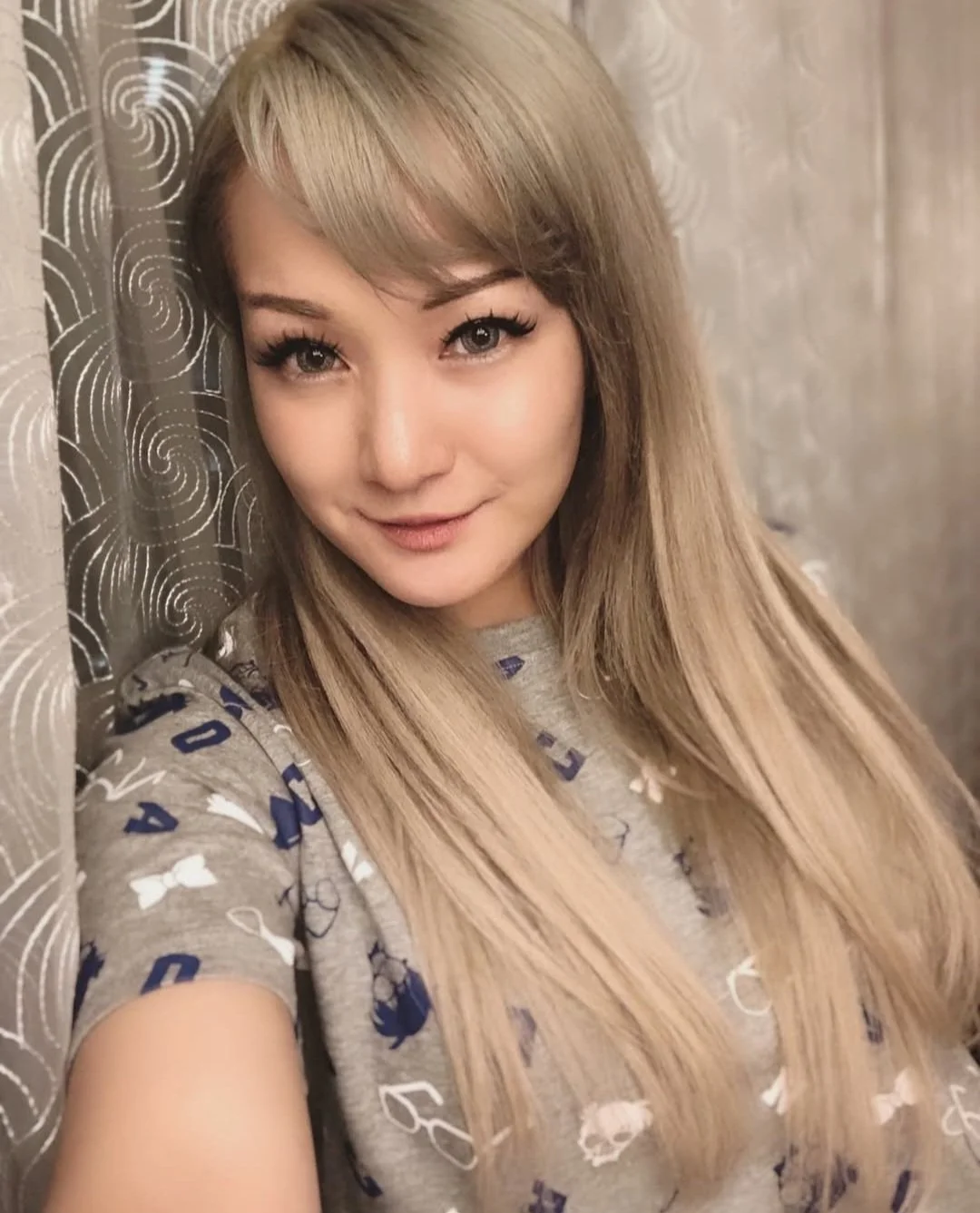 Reina Scully image 39