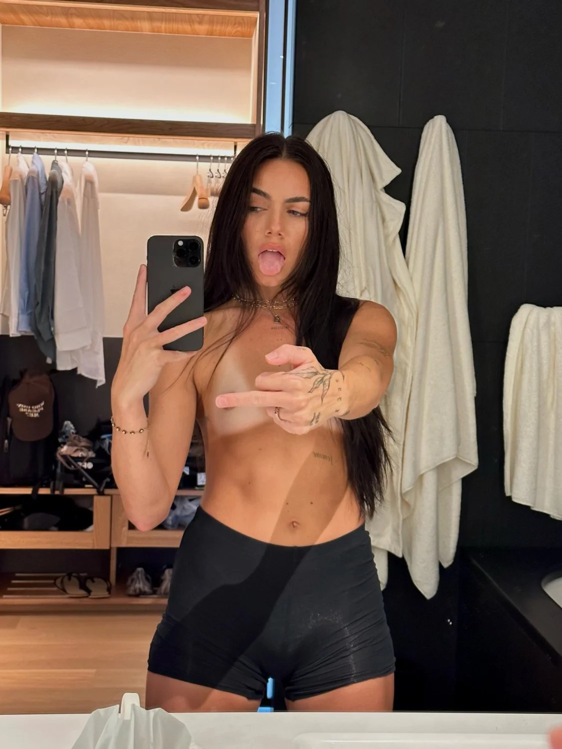 Random Sluts That Got Me Hard image 6