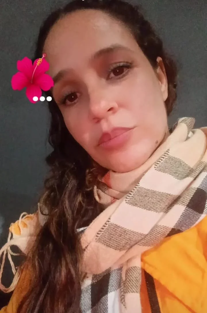 marido esta doido pra ver a esposa dele com outro.. camila de MG image 11