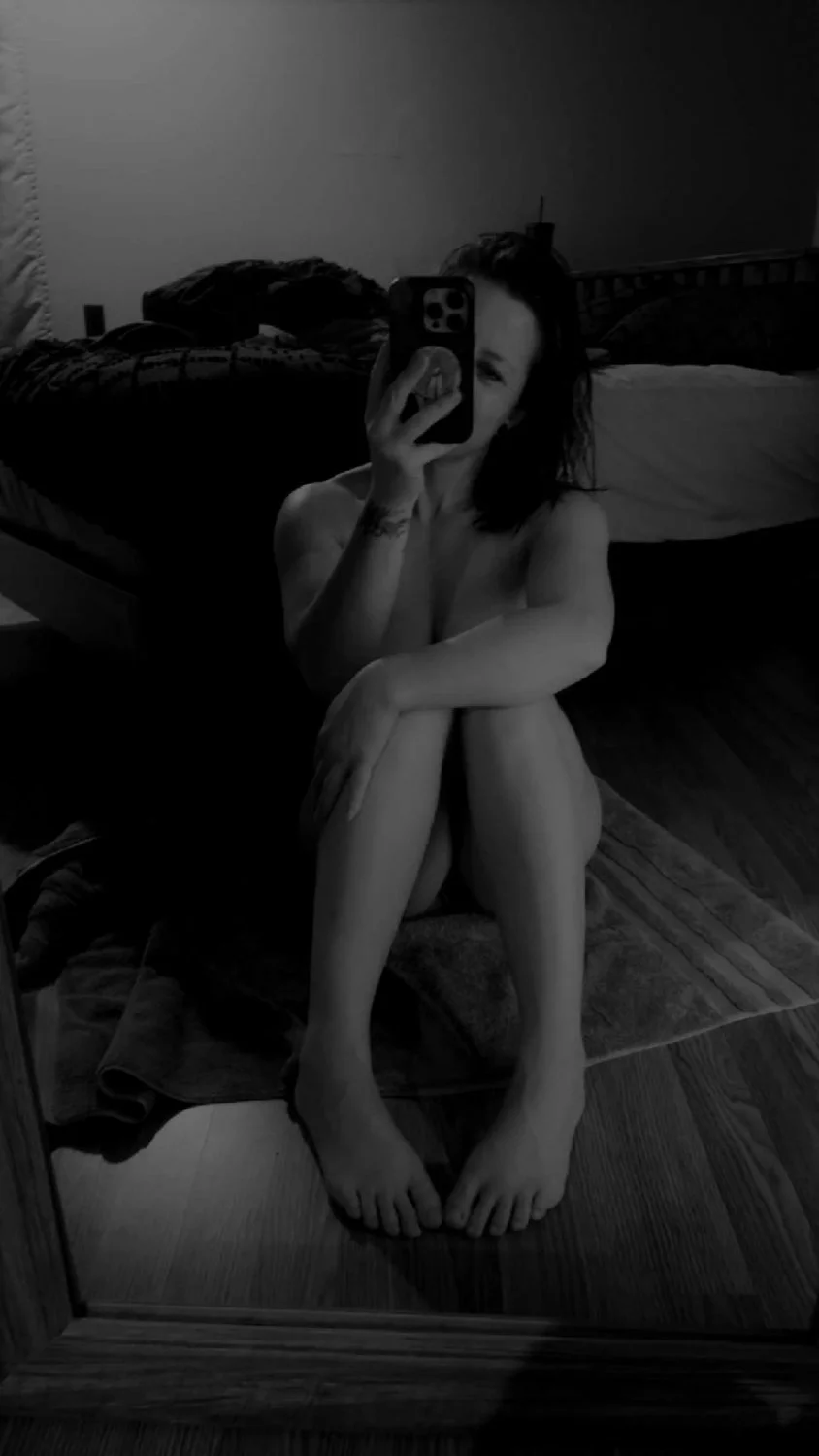 Slut MILF Andrea Gets Everything Exposed image 22
