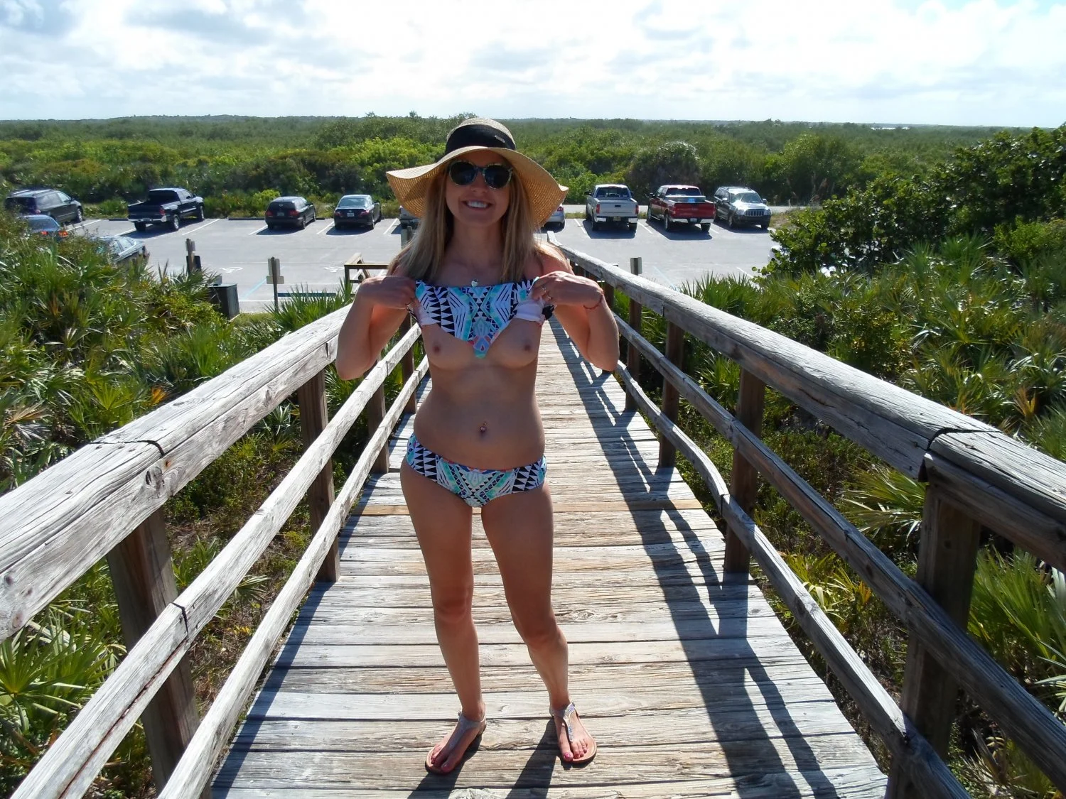 Courtney image 33