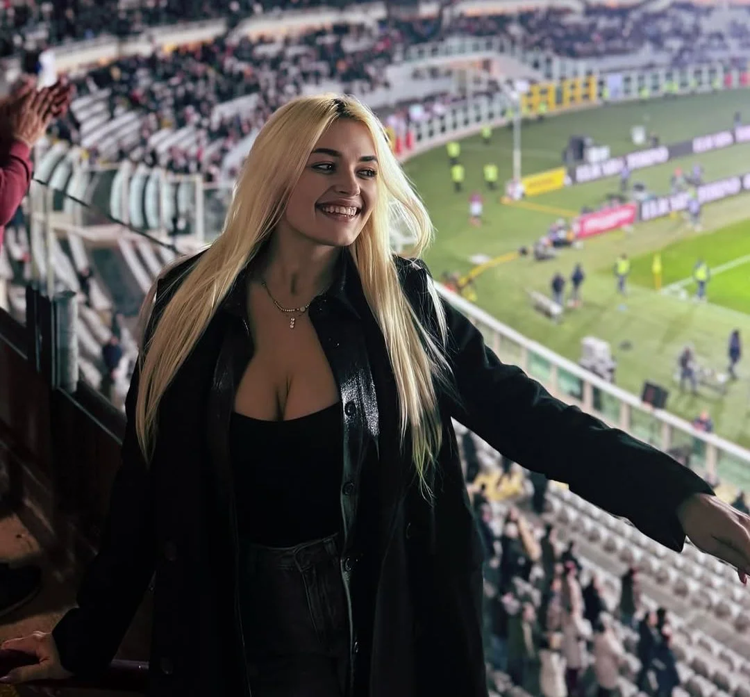Emily Boseica hot italian football influencer image 15