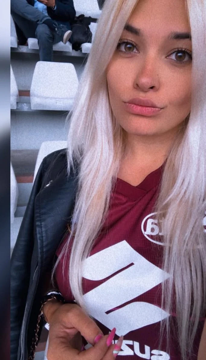 Emily Boseica hot italian football influencer image 7