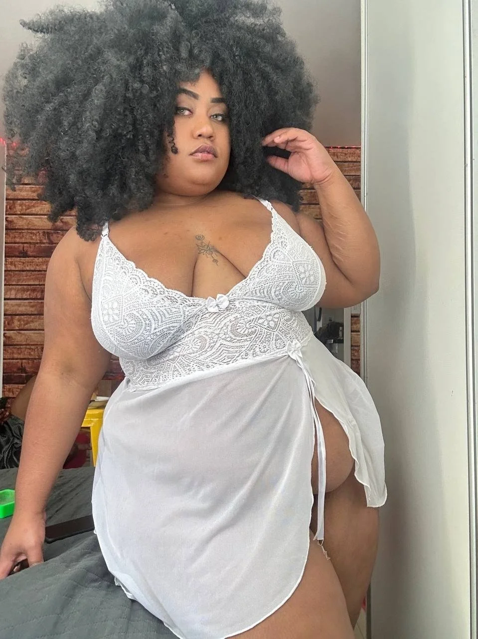 ChUnkY b1g Bo0tY brazil1AN bbW !! image 5
