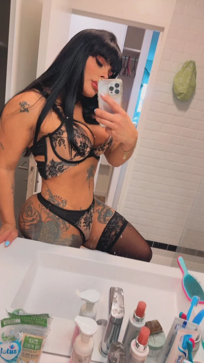 TRANS MILLA BRAZAO SEXY image 16