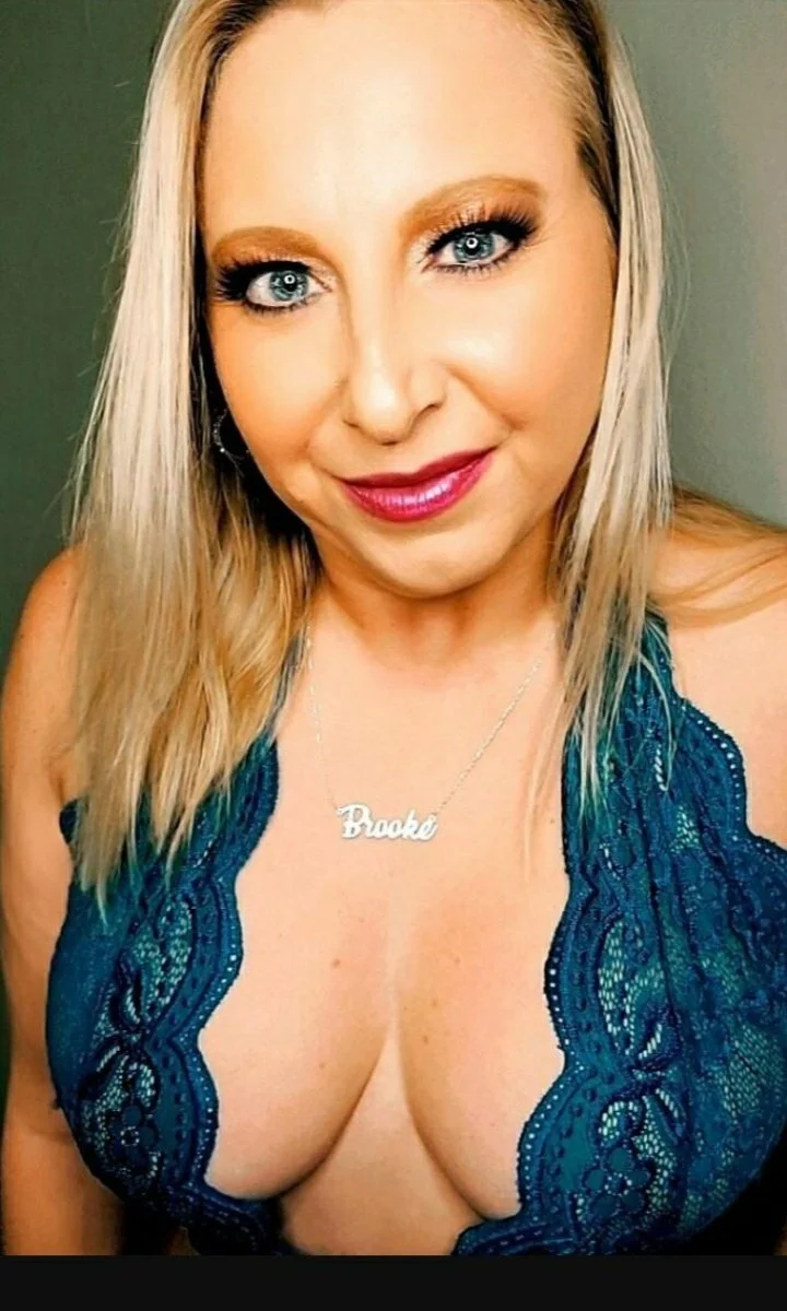 Mississippi Realtor Slut image 25