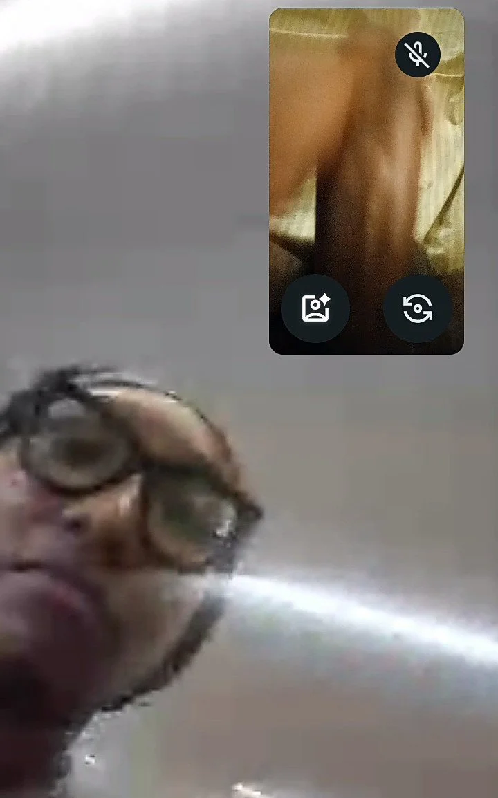 Stranger shows my dick to her co-workers image 3