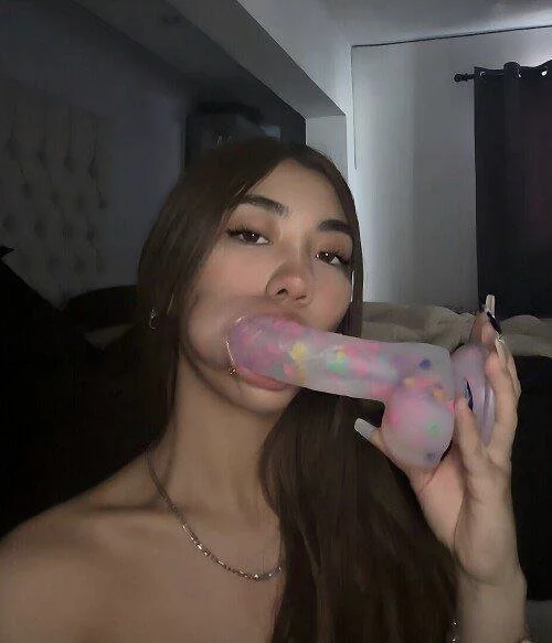 Gigi Asian hotbabe tiktoker gone wild Leaks main image