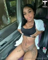 Gorgeous94 image 2