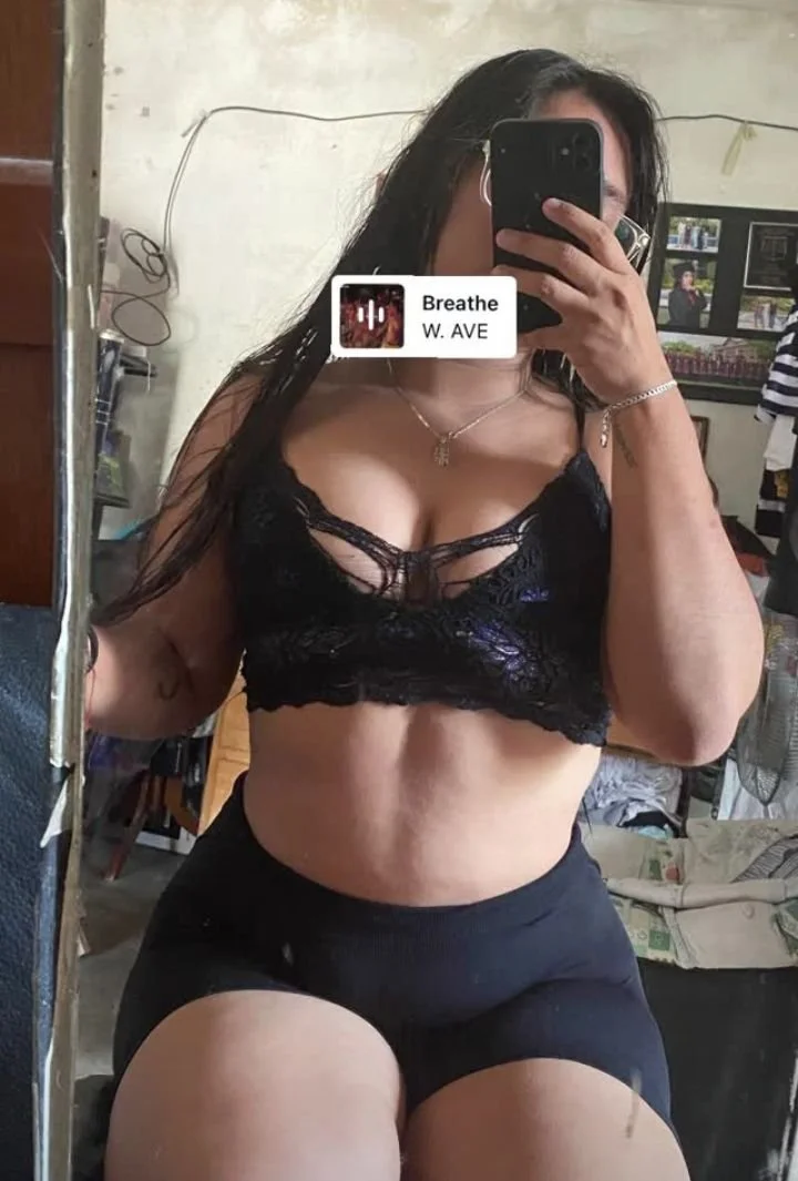 Cómo ven el culo de esta enfermera puta? image 3