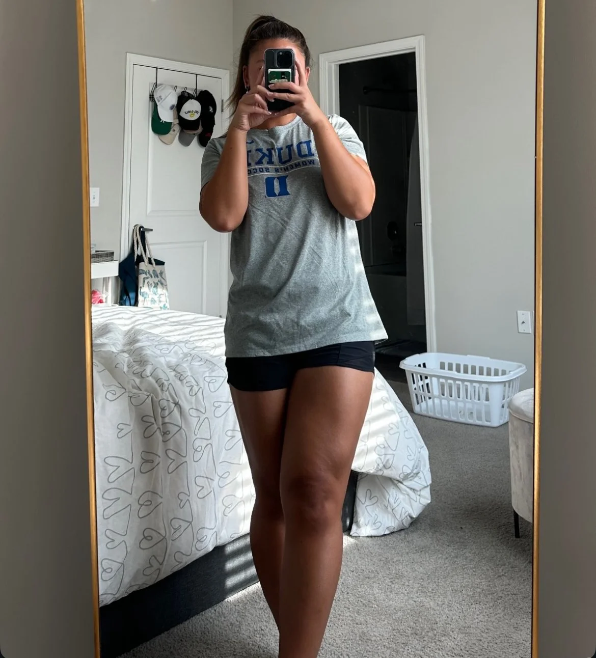 Asian gym baddie has great physique image 27