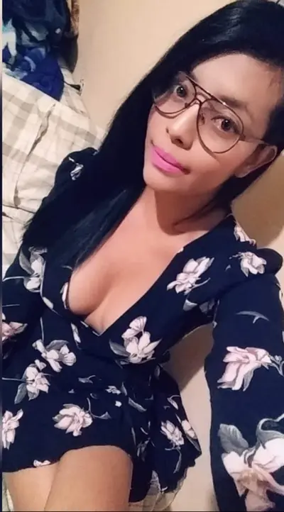 Violeta Cruz que chulas chiches cover image