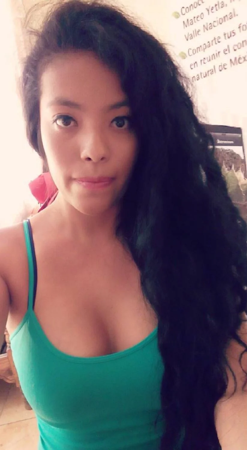 Violeta Cruz que chulas chiches image 10