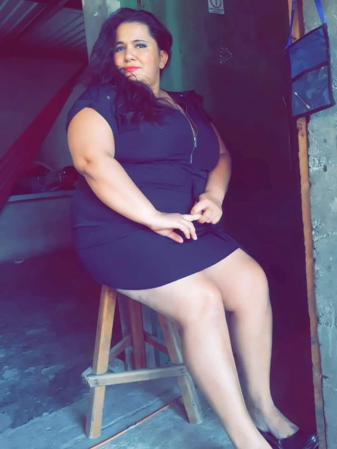 Hispanic milf main image