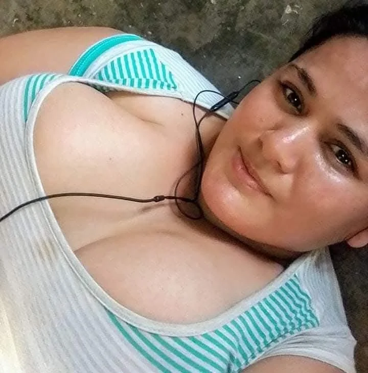 Hispanic milf image 11
