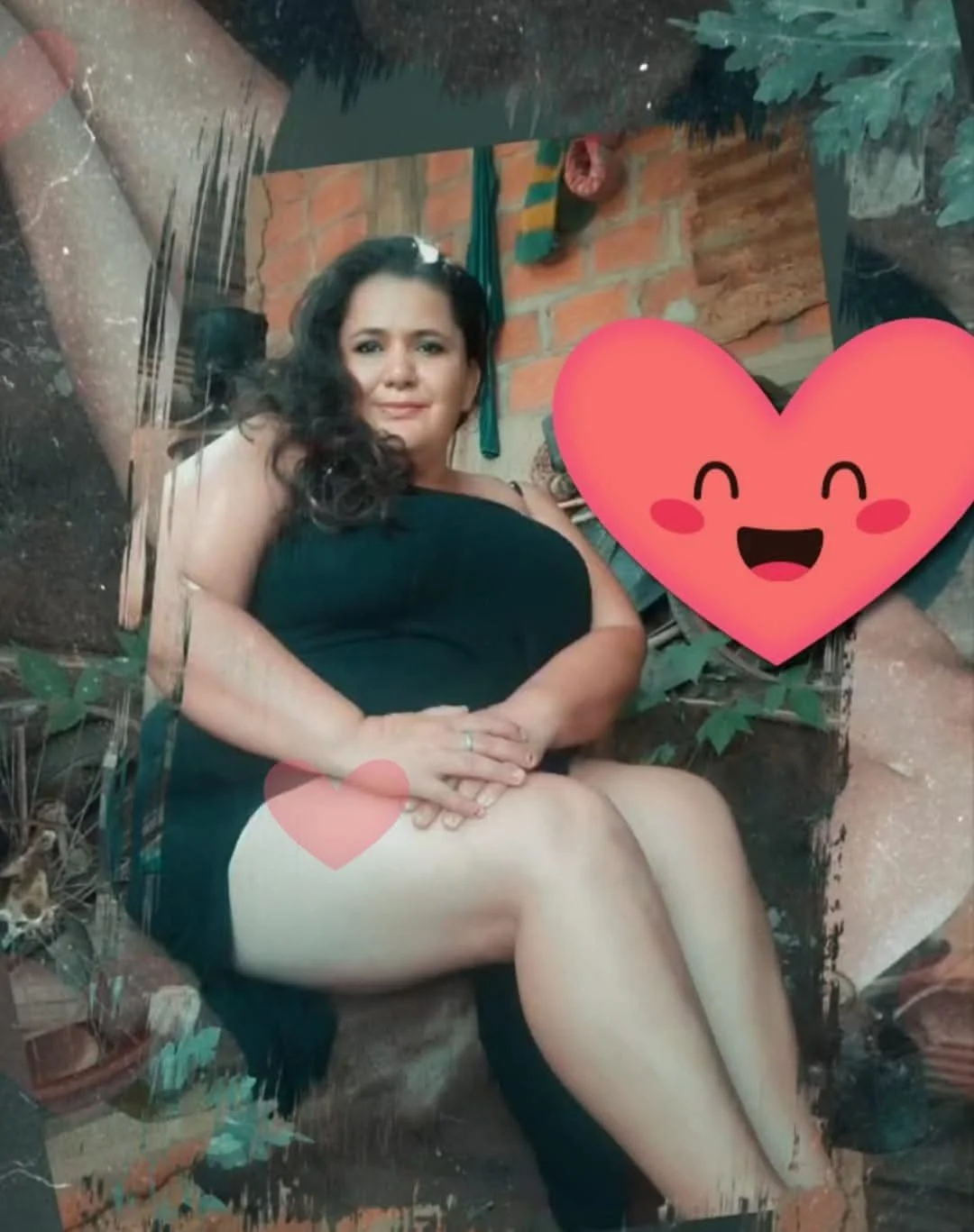Hispanic milf image 14