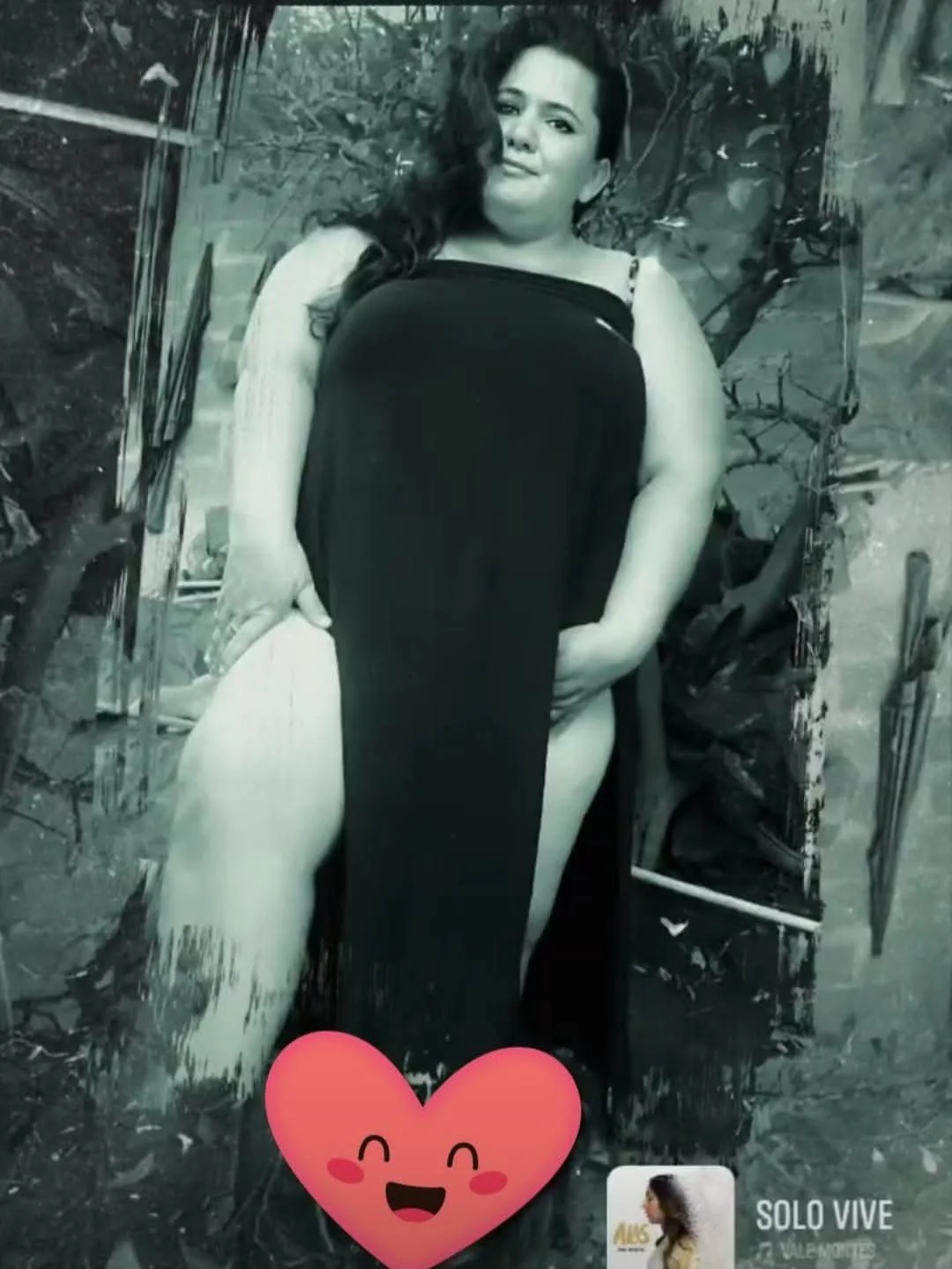 Hispanic milf image 15